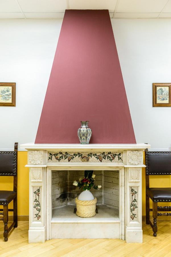 Nel Vicolo Luxury B&B Penne Esterno foto